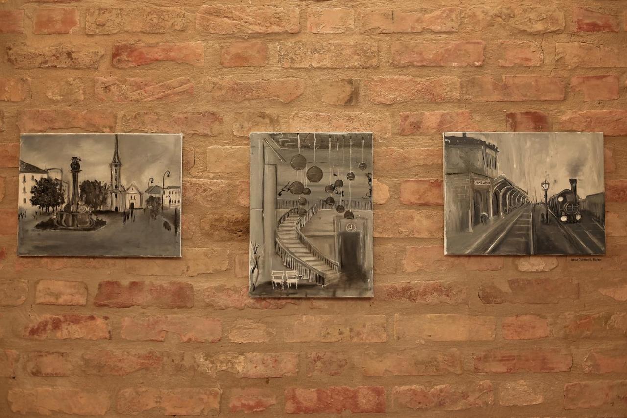 Art Gallery Apartment Nove Zamky Exterior photo